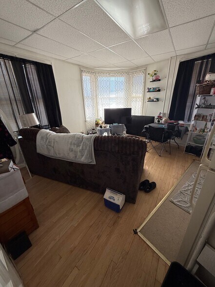 More Photos Of 25 Hartford St, Rumford Apartments For Sale