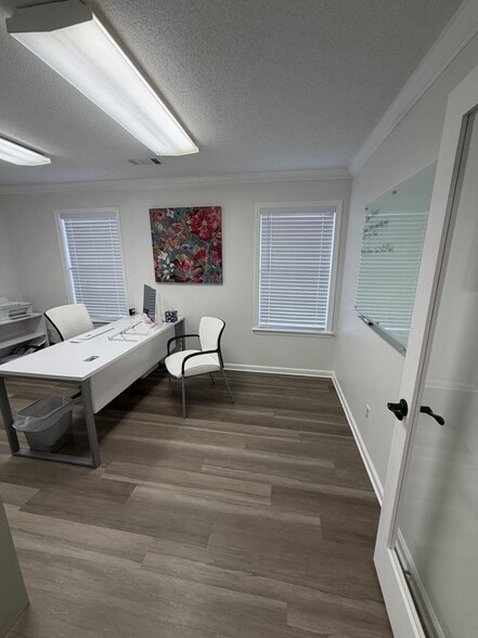 More Photos Of 311 Poplar View Ln W, Collierville Office For Lease