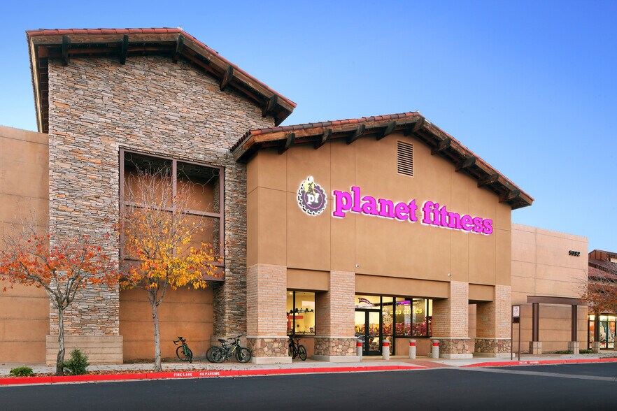 More Photos Of Loop 202 Fwy, Mesa Unknown For Lease