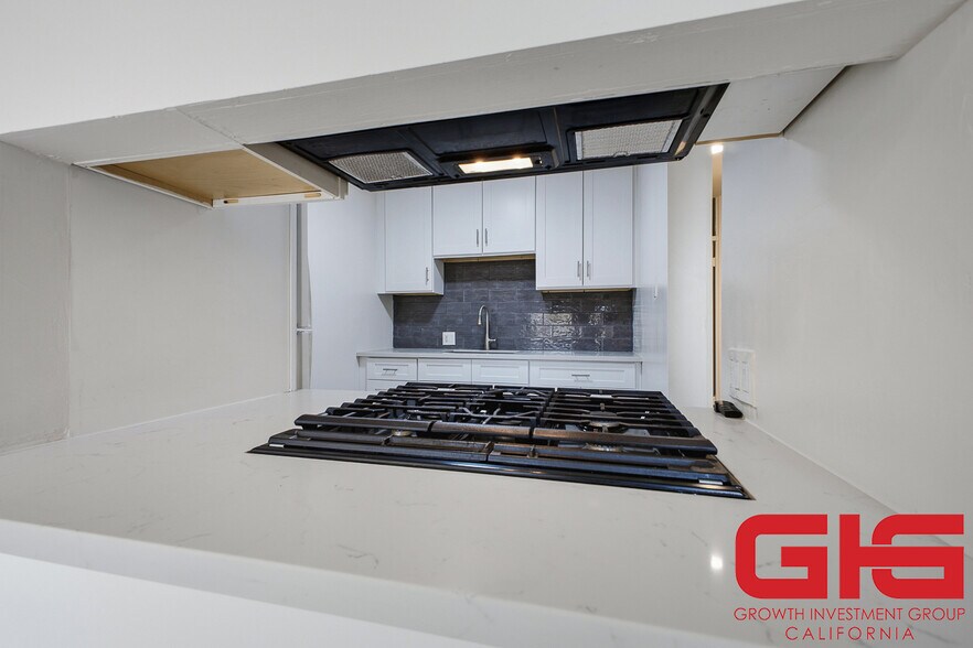 More Photos Of 570 N Madison Ave, Pasadena Apartments For Sale