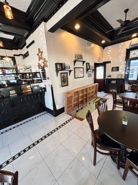 More Photos Of 123 E Main St, Verona Restaurant For Sale
