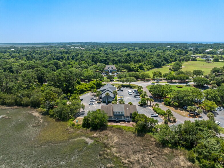 More Photos Of 1001 Landfall Way, Johns Island Storefront Retail Office For Sale