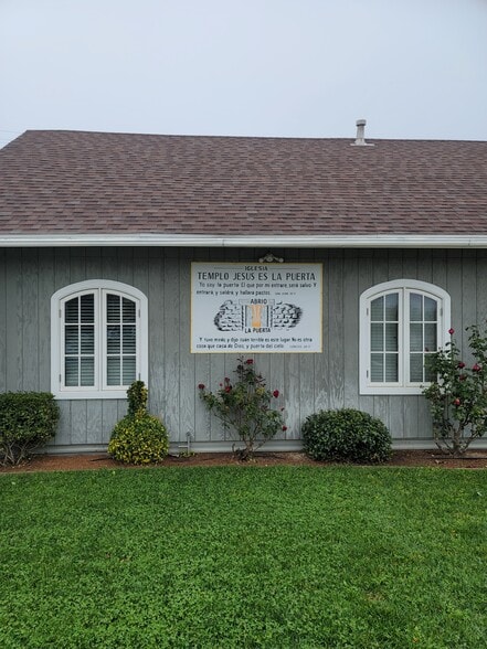 More Photos Of 1806 Solano St, Corning General Retail For Sale