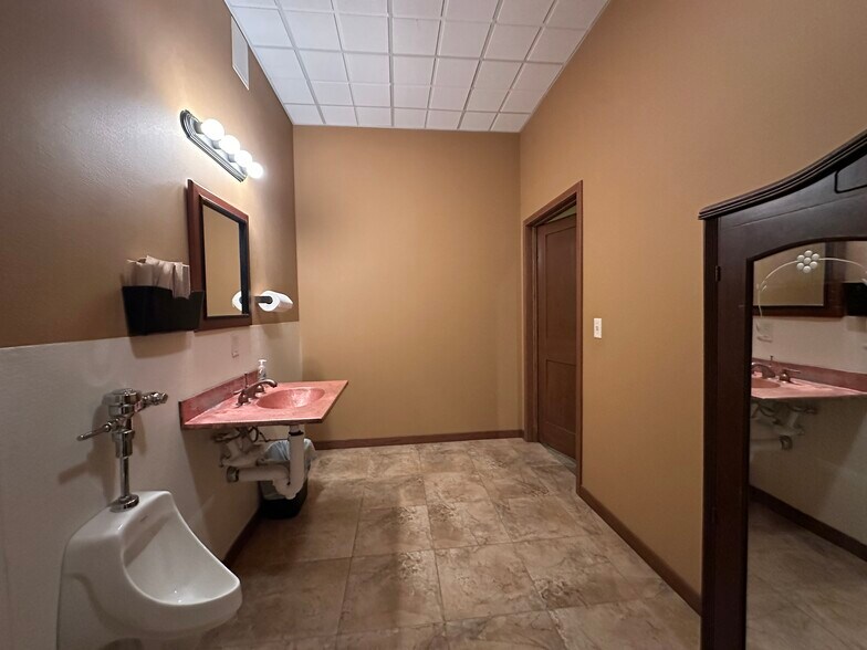 More Photos Of 278 E Court St, Iowa City Apartments For Sale