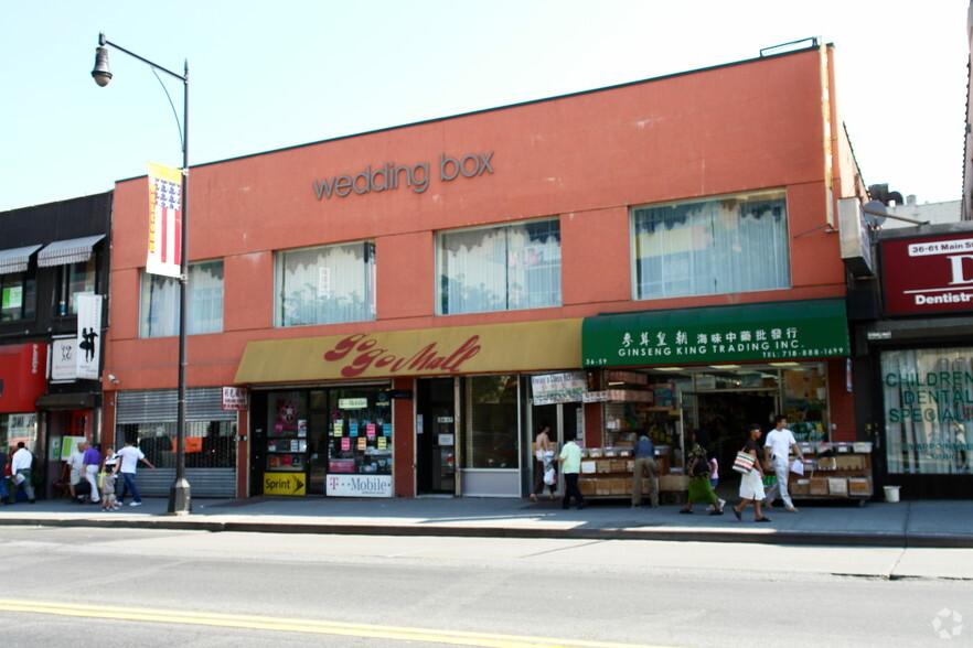 Primary Photo Of 3655 Main St, Flushing Storefront Retail Office For Lease