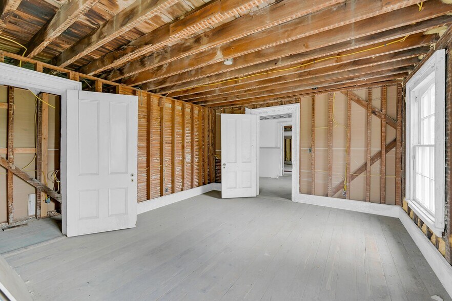 More Photos Of 751 County 565 rd, Augusta Office Residential For Sale