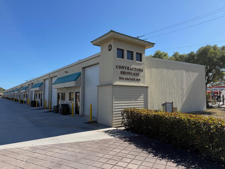 More Photos Of 1501 SE Decker Ave, Stuart Warehouse For Sale