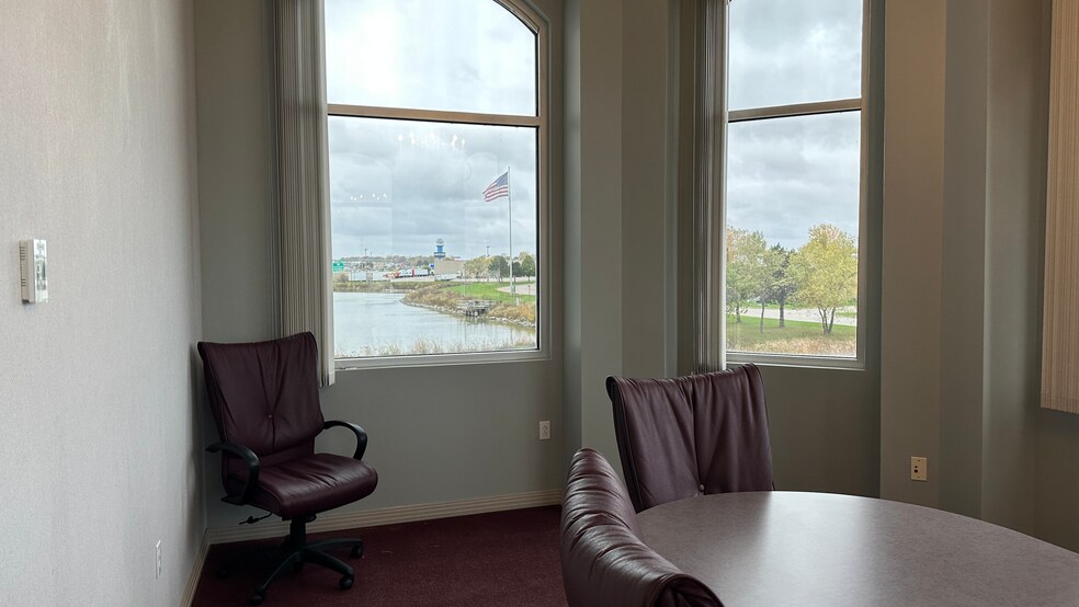 More Photos Of 3051 Progress Way, Kaukauna Coworking Space