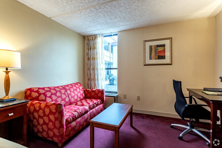 More Photos Of 10002 S Main St, Archdale Hotel For Sale