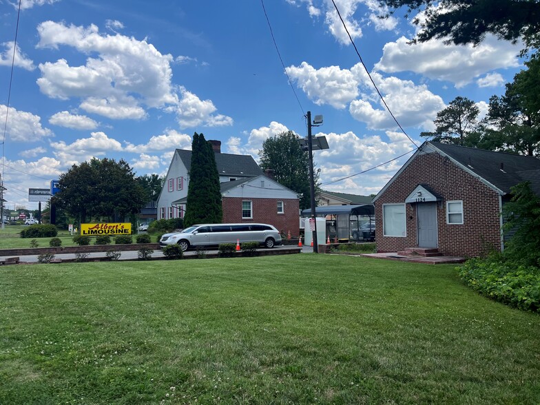 Primary Photo Of 1124-1126 Route 73, Mount Laurel Freestanding For Sale