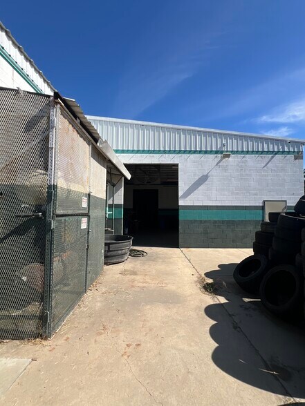 More Photos Of 1040 High St, Atwater Auto Repair For Lease