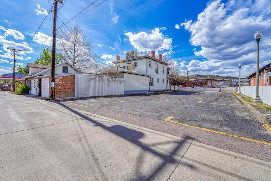 More Photos Of 512 Royal Gorge Blvd, Canon City Restaurant For Sale
