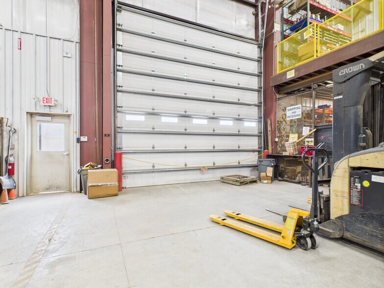 More Photos Of 1461 43rd St, Evans Warehouse For Lease