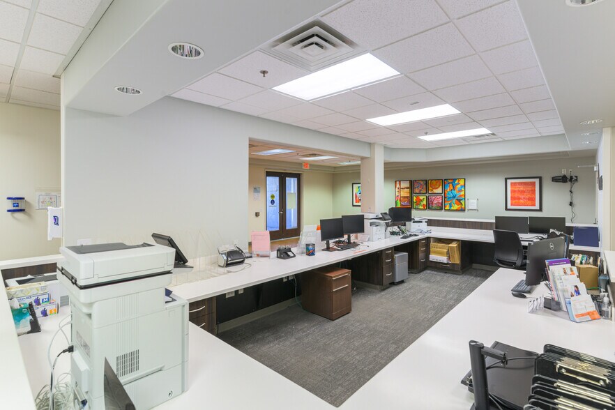 More Photos Of 6190 S Fort Apache Rd, Las Vegas Medical For Lease