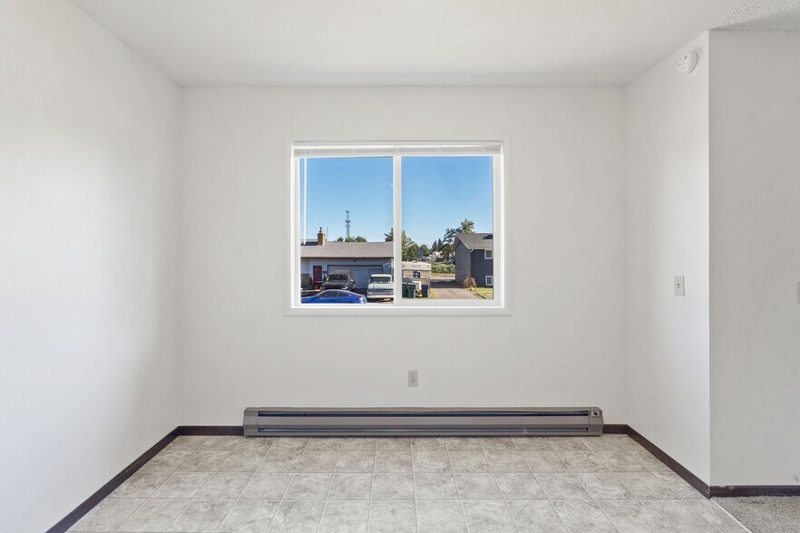 More Photos Of 107 E Hattie Ave, Coeur d'Alene Multifamily For Sale