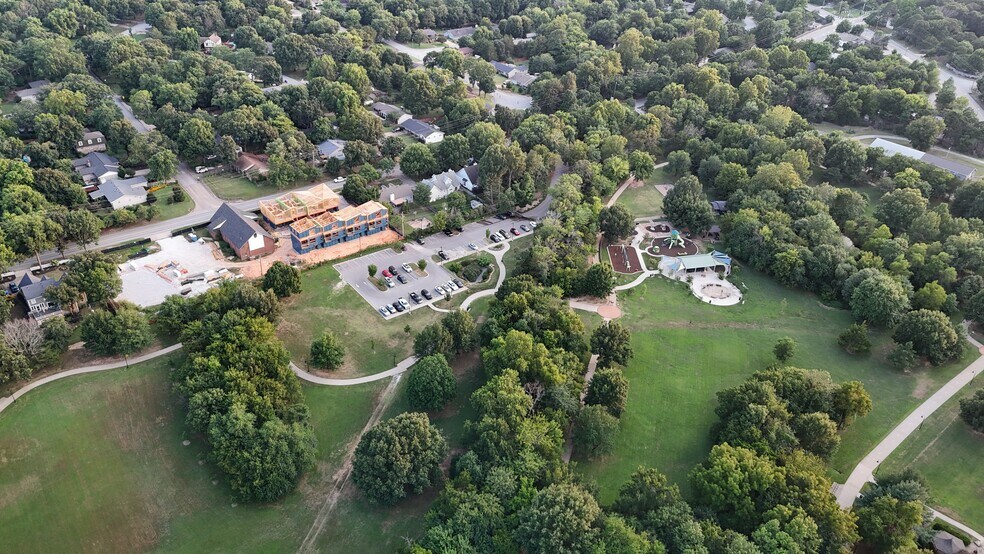 More Photos Of 2060 E Township St, Fayetteville Freestanding For Sale