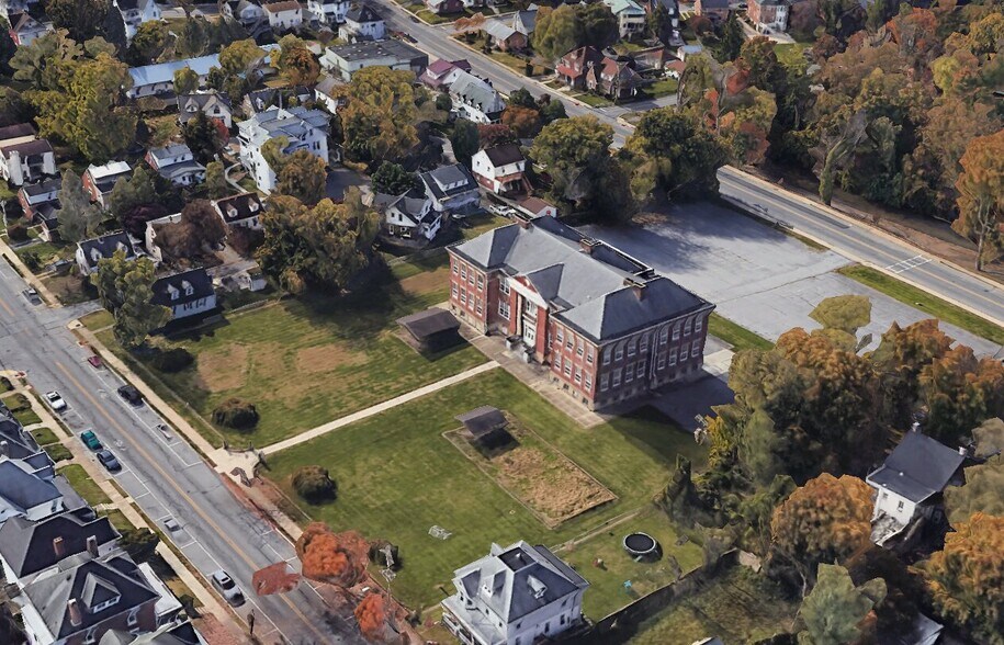 535 Summit Ave, Hagerstown, MD 21740 Schools For Sale