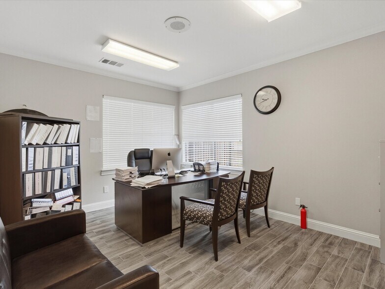 More Photos Of 2840 Keller Springs Rd, Carrollton Medical For Sale