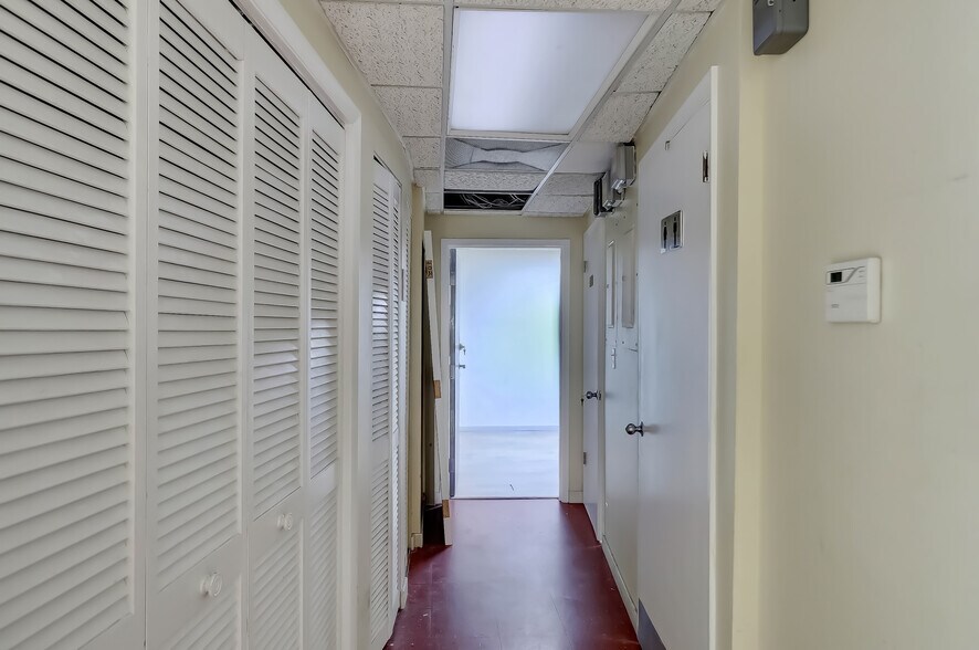 More Photos Of 3425 Galt Ocean Dr, Fort Lauderdale Storefront Retail Office For Lease