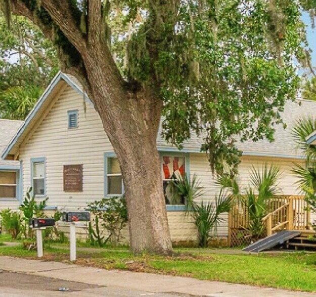 More Photos Of , Daytona Beach Office For Sale