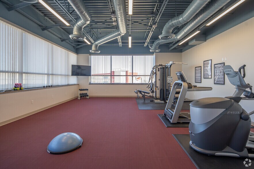 More Photos Of 4351 Mapleshade Ln, Plano Office For Lease