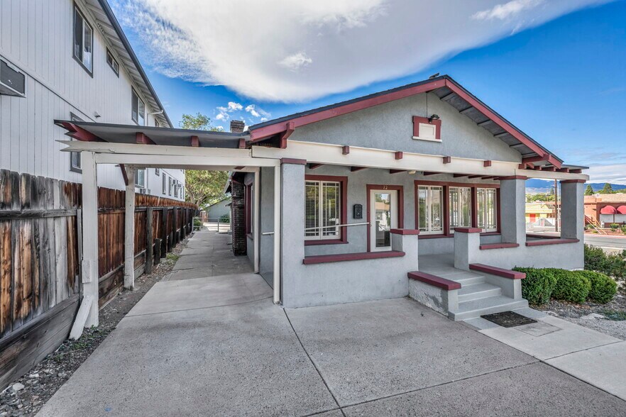 More Photos Of 72 Burns St, Reno Storefront Retail Residential For Lease