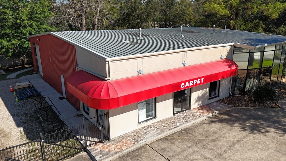 More Photos Of 18002 Kuykendahl Rd, Spring Showroom For Lease