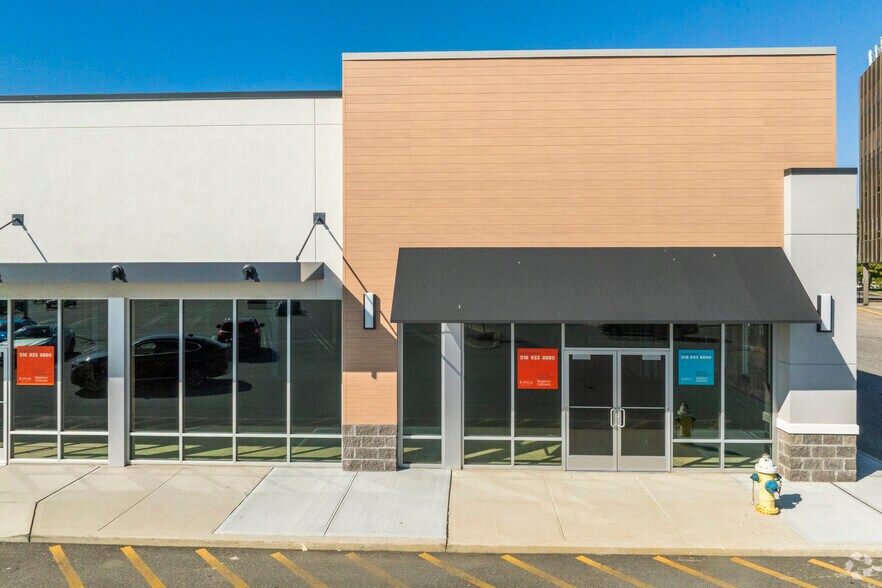 More Photos Of 1910-1960 Hempstead Tpke, East Meadow General Retail For Lease