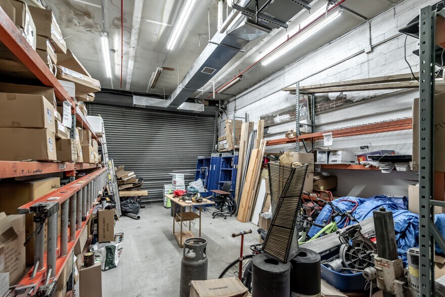 More Photos Of 616 Coney Island Ave, Brooklyn Auto Repair For Sale