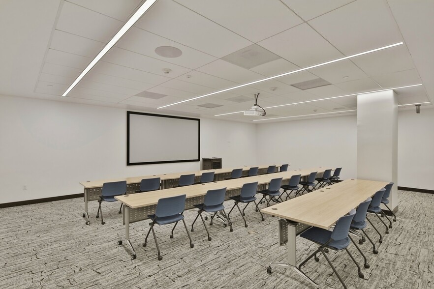 More Photos Of 199 S Los Robles Ave, Pasadena Office For Lease