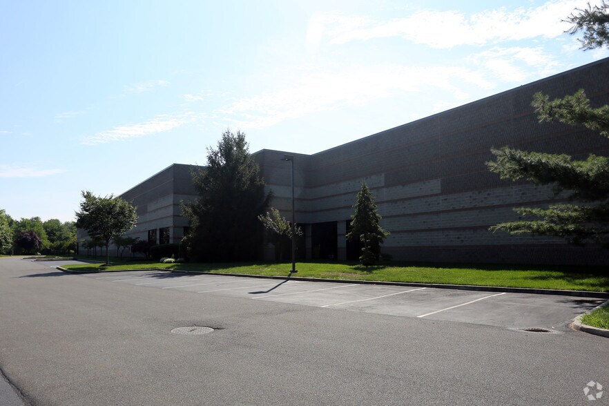 More Photos Of 1225 Forest Pky, West Deptford Warehouse For Lease