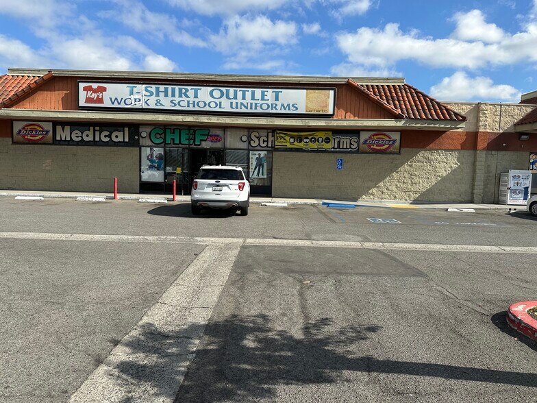 More Photos Of 1250-1284 N Euclid St, Anaheim Freestanding For Lease