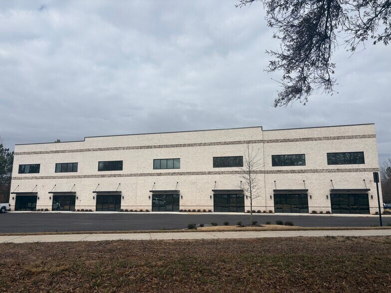 More Photos Of 4105 Commerce Street, Flowery Branch Light Manufacturing For Lease