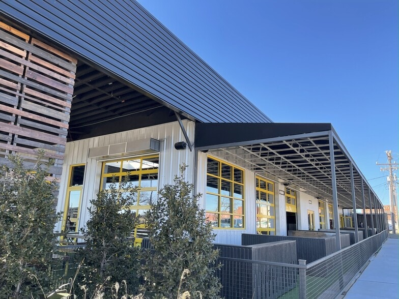 More Photos Of 401 NW 10th St, Oklahoma City Restaurant For Lease