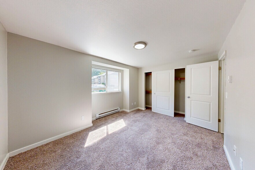 More Photos Of 9896 Enterprise Ln NW, Silverdale Apartments For Sale