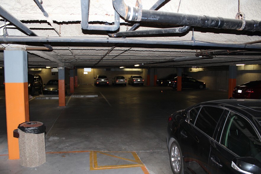 More Photos Of 2601 N 3rd St, Phoenix Medical For Lease