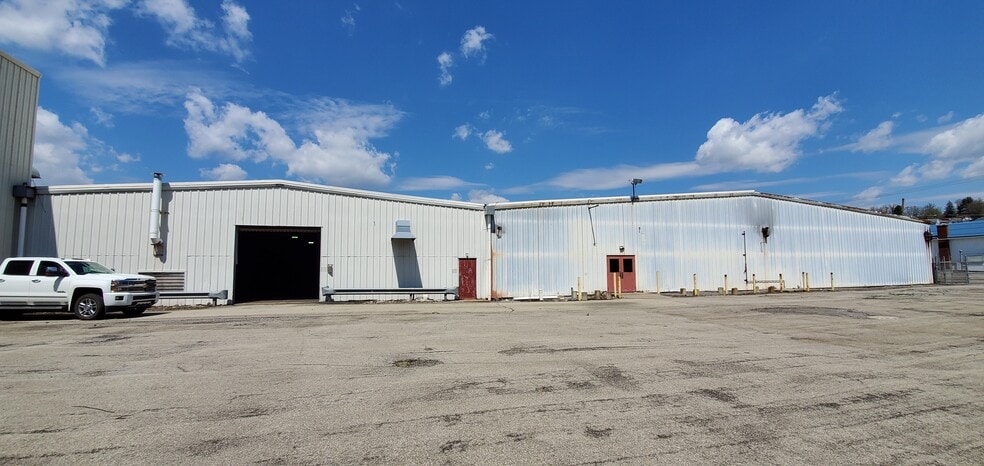 Primary Photo Of 796 East Butler Rd East Butler Pa 16029, Butler Manufacturing For Lease