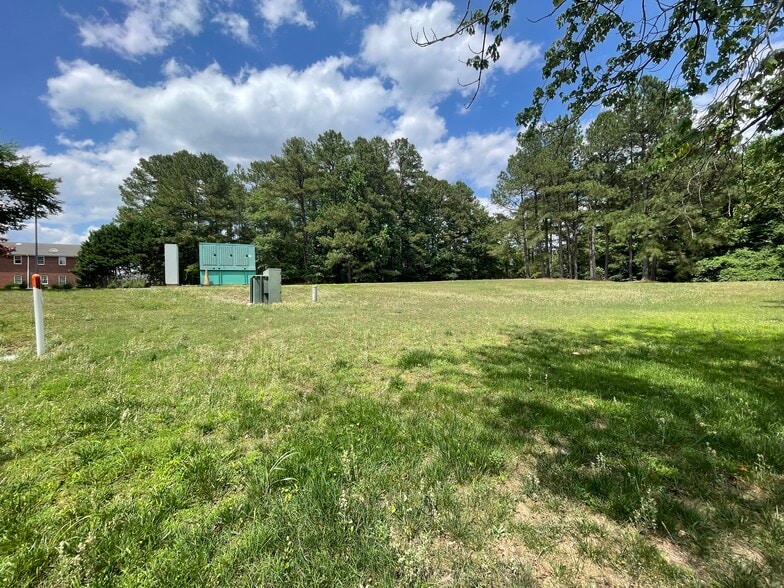 More Photos Of 451 N Winstead Ave, Rocky Mount Office For Sale