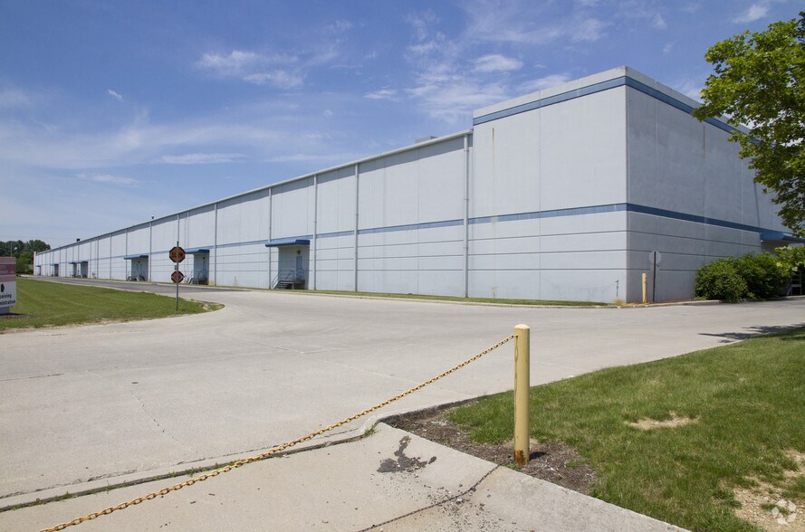 More Photos Of 4311 Janitrol Rd, Columbus Warehouse For Lease