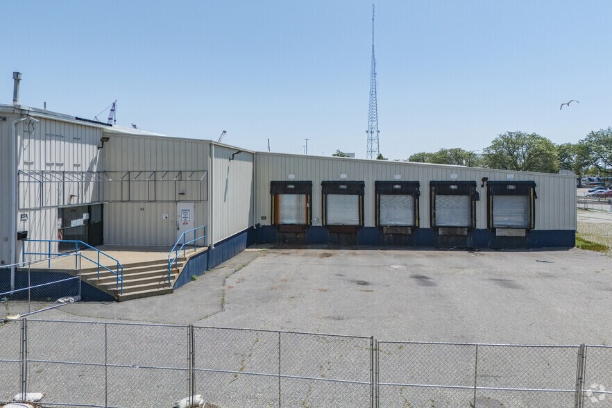 More Photos Of 86 Macarthur Dr, New Bedford Warehouse For Sale