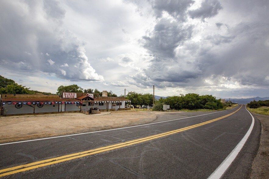 More Photos Of 8355-8365 S Highway 89, Kirkland Trailer Camper Park For Sale