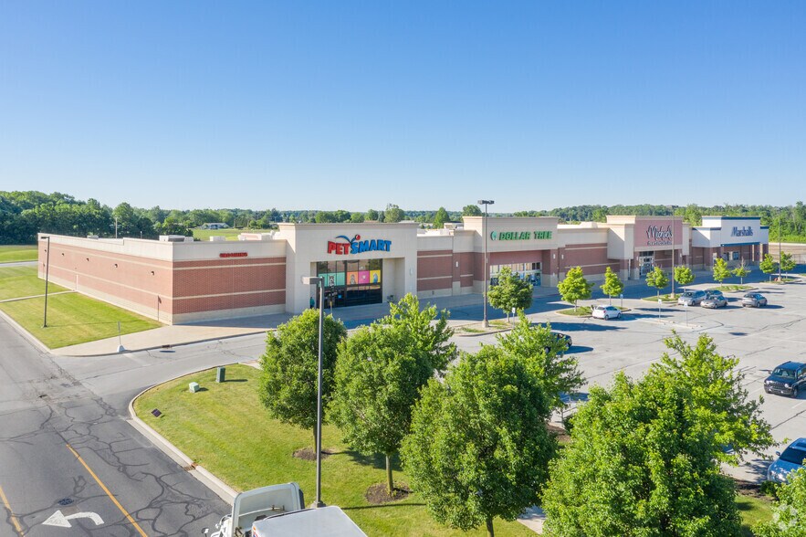 More Photos Of 10230-10260 Maysville Rd, Fort Wayne Unknown For Lease