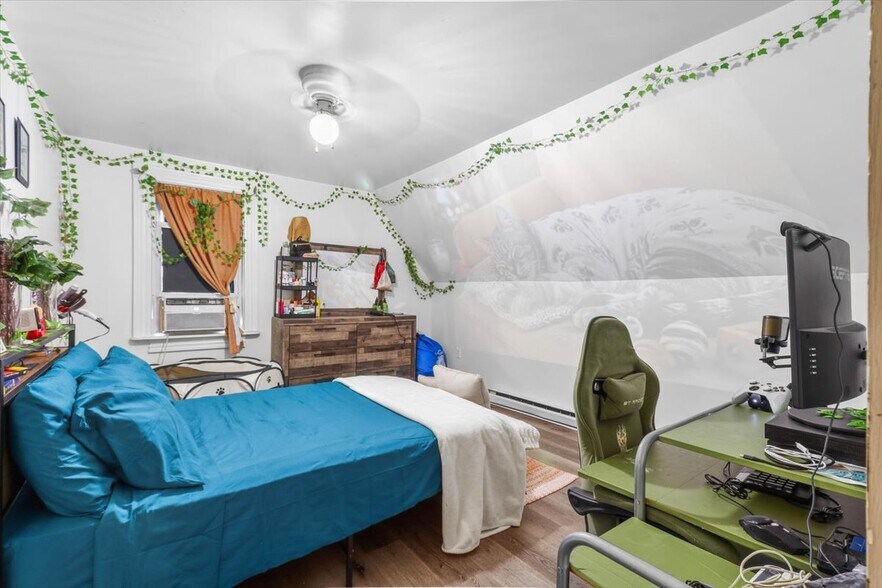 More Photos Of 914 Madison Ave, Scranton Apartments For Sale