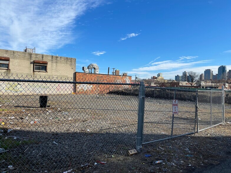 Primary Photo Of 122 Colden St, Jersey City Land For Lease