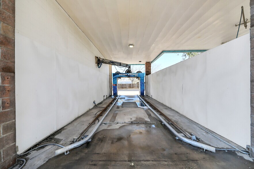 More Photos Of 452 S Robb St, Trinity Specialty For Sale