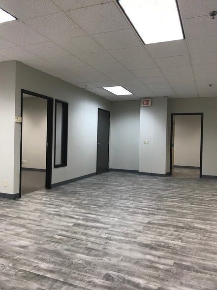More Photos Of 2345 E Thomas Rd, Phoenix Office For Lease