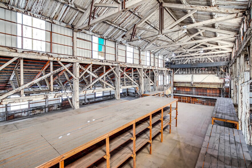 More Photos Of 3301 1st Ave S, Seattle Manufacturing For Lease