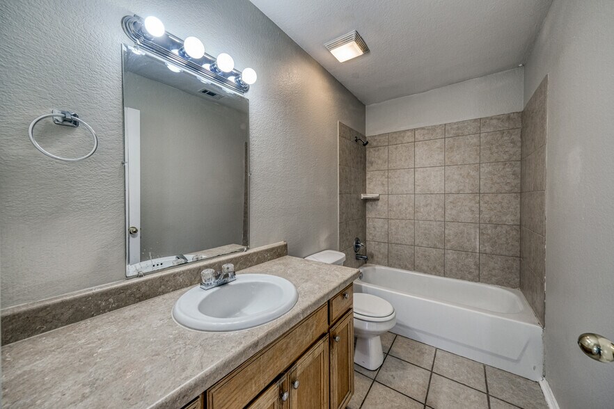 More Photos Of 761 Olive Branch Rd, Brock Apartments For Sale