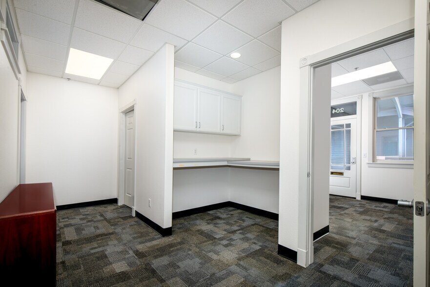 More Photos Of 140 Litton Dr, Grass Valley Medical For Lease