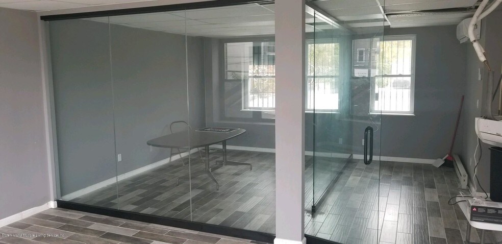 More Photos Of 57 Victory Blvd, Staten Island Storefront Retail Residential For Lease